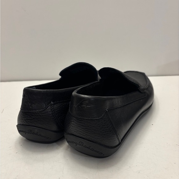 Tommy Bahama Orion  Mens Black leather slip on loafers